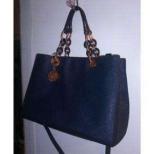 Michael kors satchel